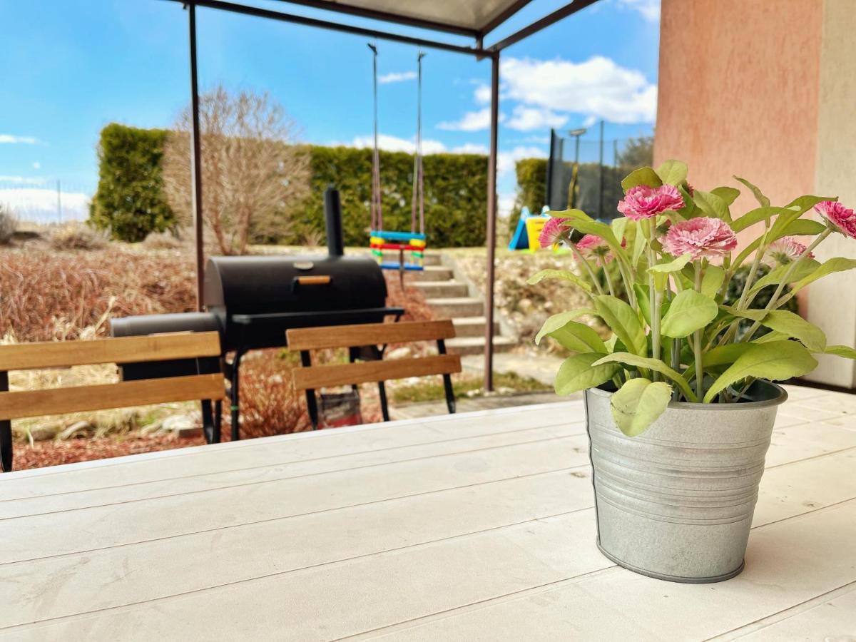 Relax Villa Tatry - Wifi/Tv, Bbq, Billiard Nová Lesná Εξωτερικό φωτογραφία
